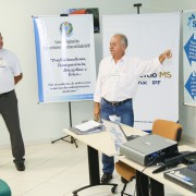 Presidente do SIRECOM-MS durante palestra proferida na Rota do Desenvolvimento Região do Pantanal